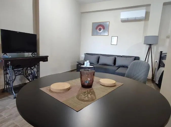 Aithra Apartamento Trípoli